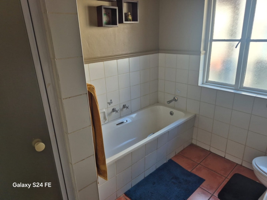 3 Bedroom Property for Sale in Waterval East North West